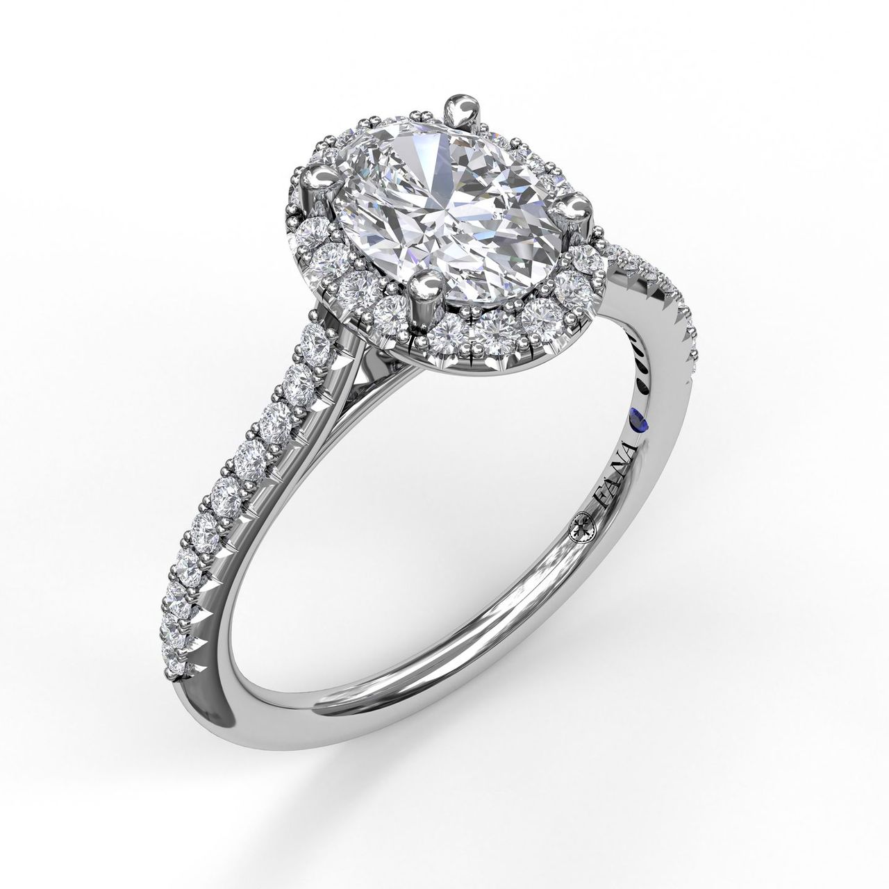 14k White Gold Halo Semi-Mount 
*center stone not included