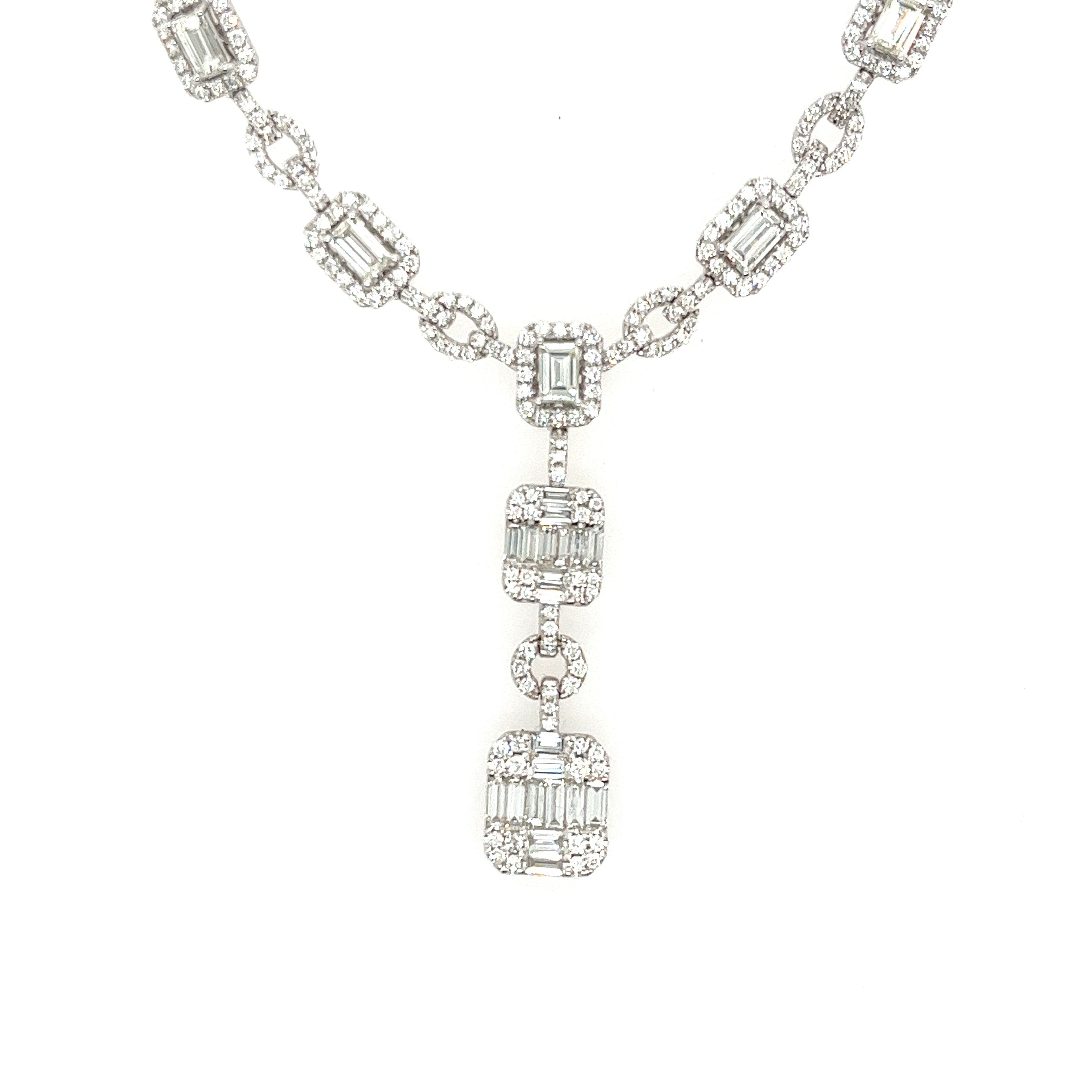 18k White Gold Diamond Pendant