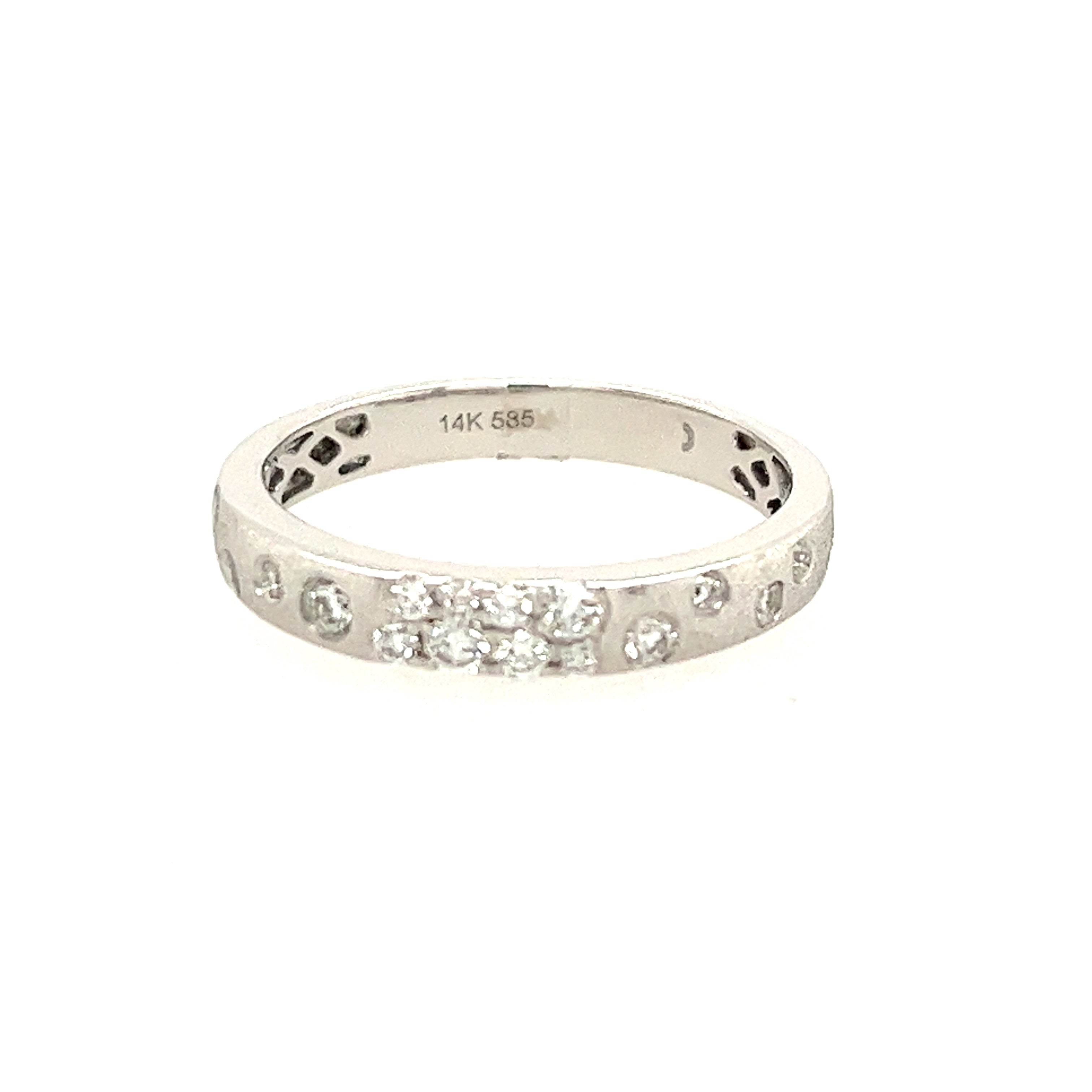 14k White Gold Diamond Fashion Ring - Dilamani