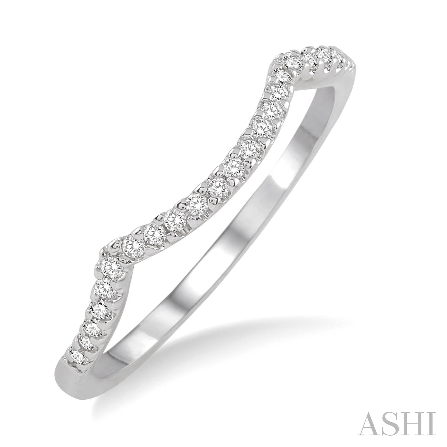 14k White Gold Fancy Diamond Wedding Band