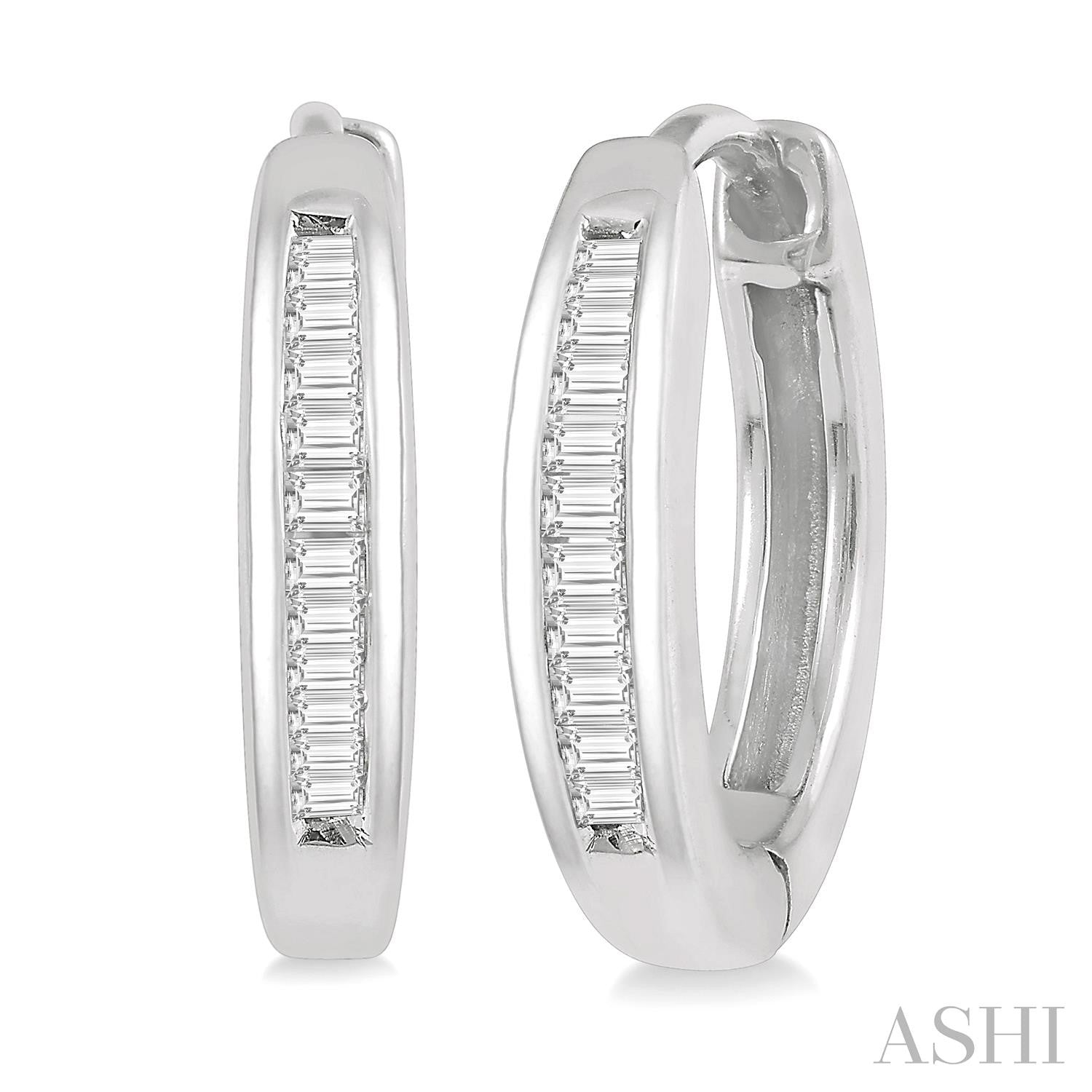 10K White Gold Huggie Earrings