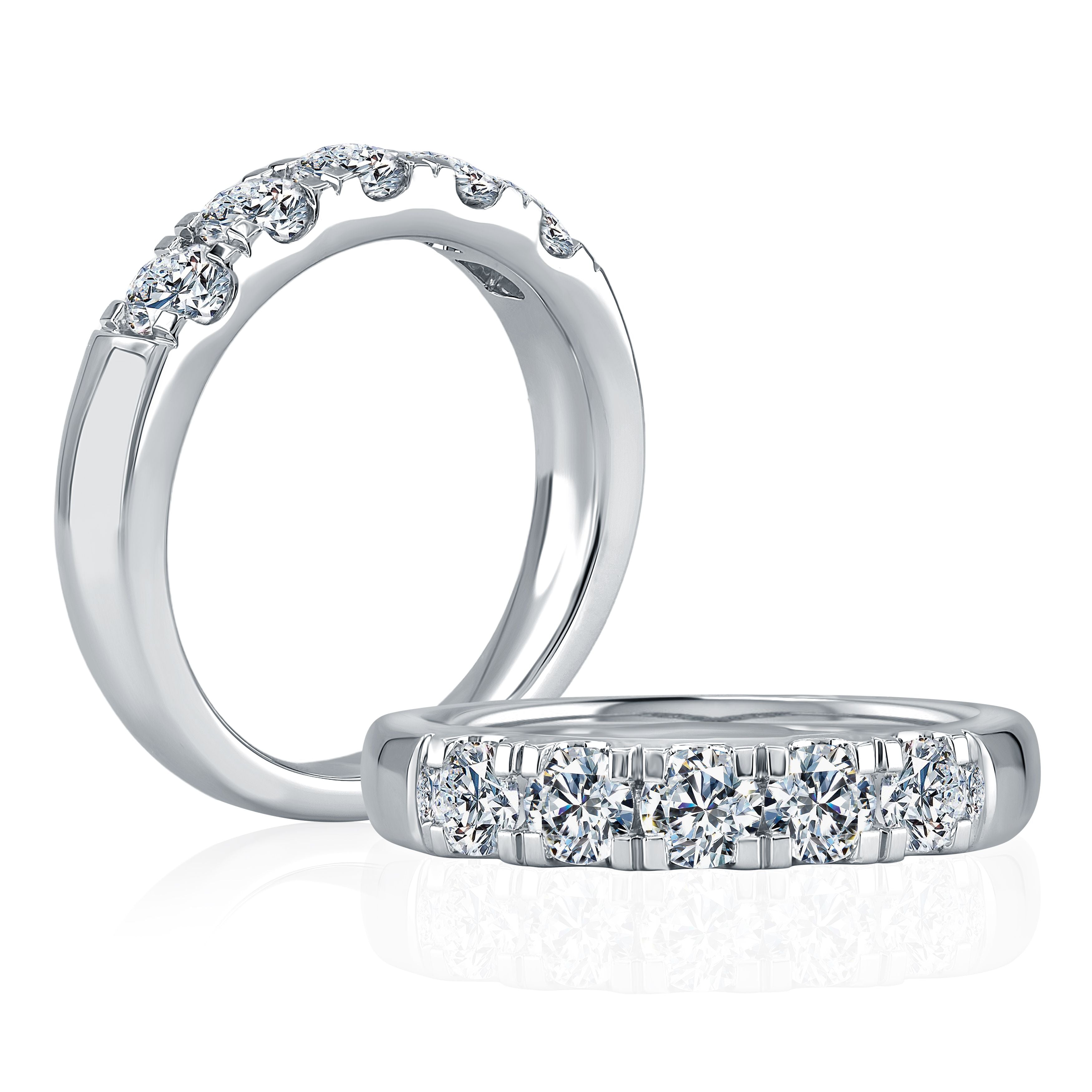 18k White Gold 5 Stone Diamond Wedding Band