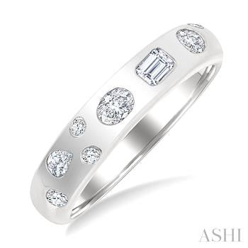 14 Karat Diamond Ring