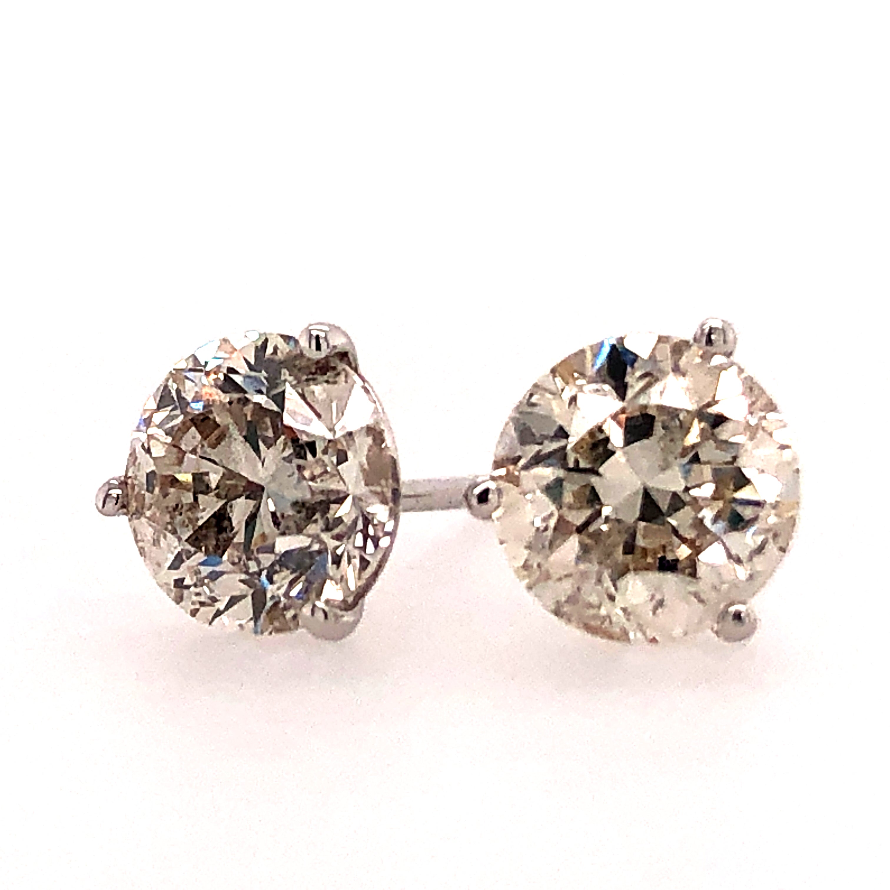 Diamond Stud Earring