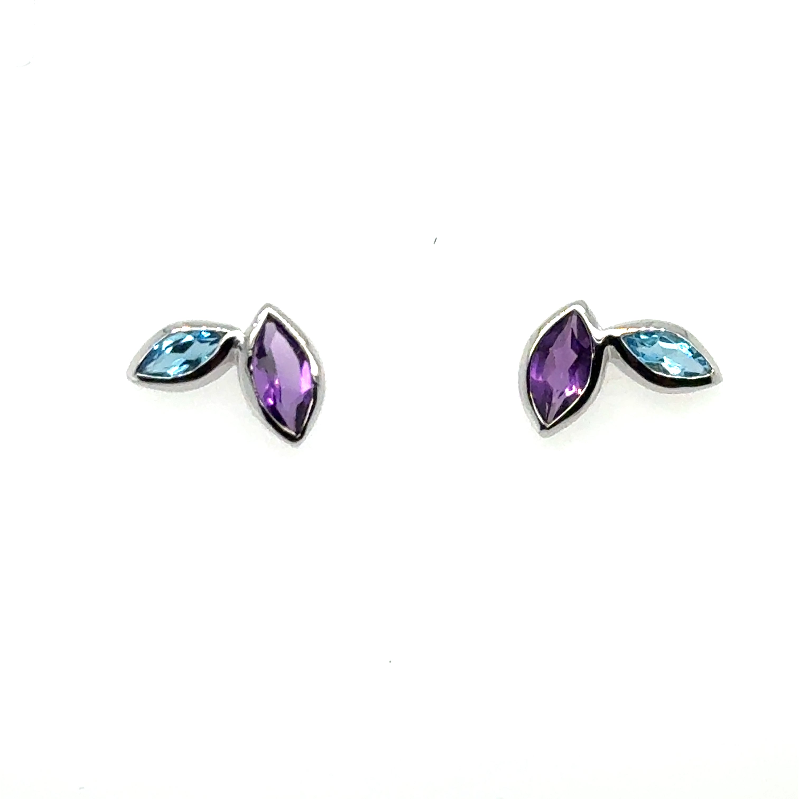 Sterling Silver Amethysts Earrings