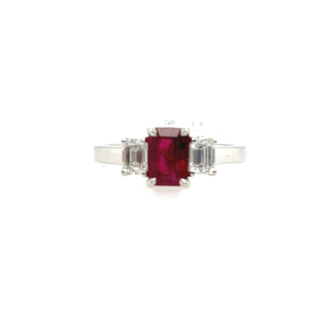 18k White Gold Ruby Ring