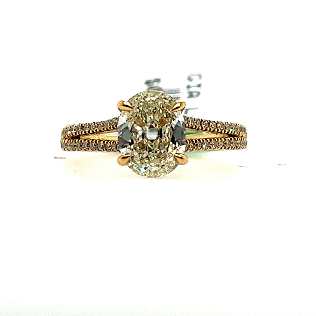 18K Yellow Gold Oval Diamond Engagement Ring