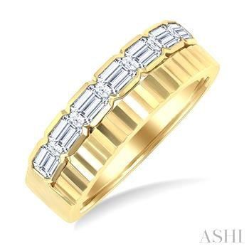 14 Karat Diamond Ring