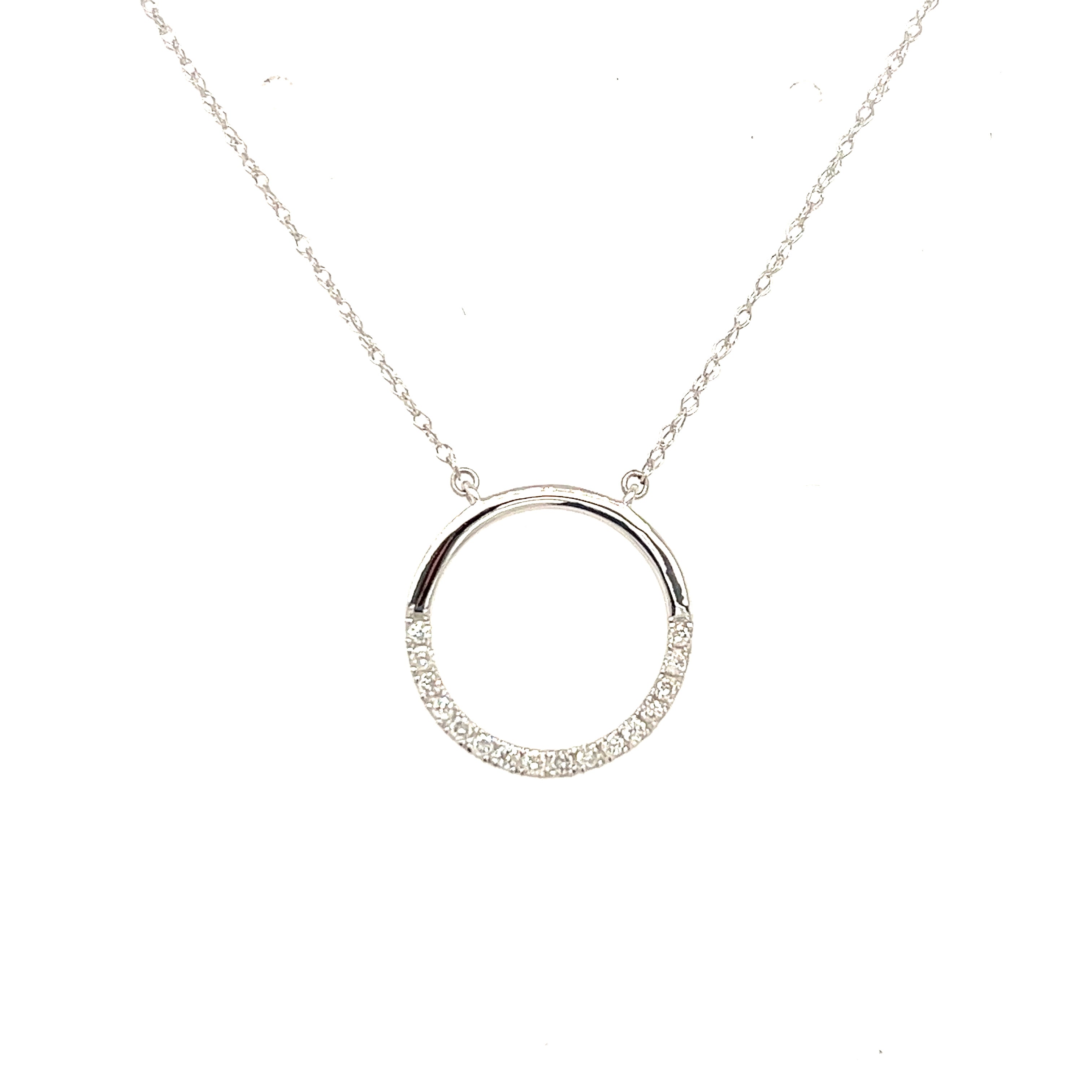 14k White Gold Circle Diamond Pendant