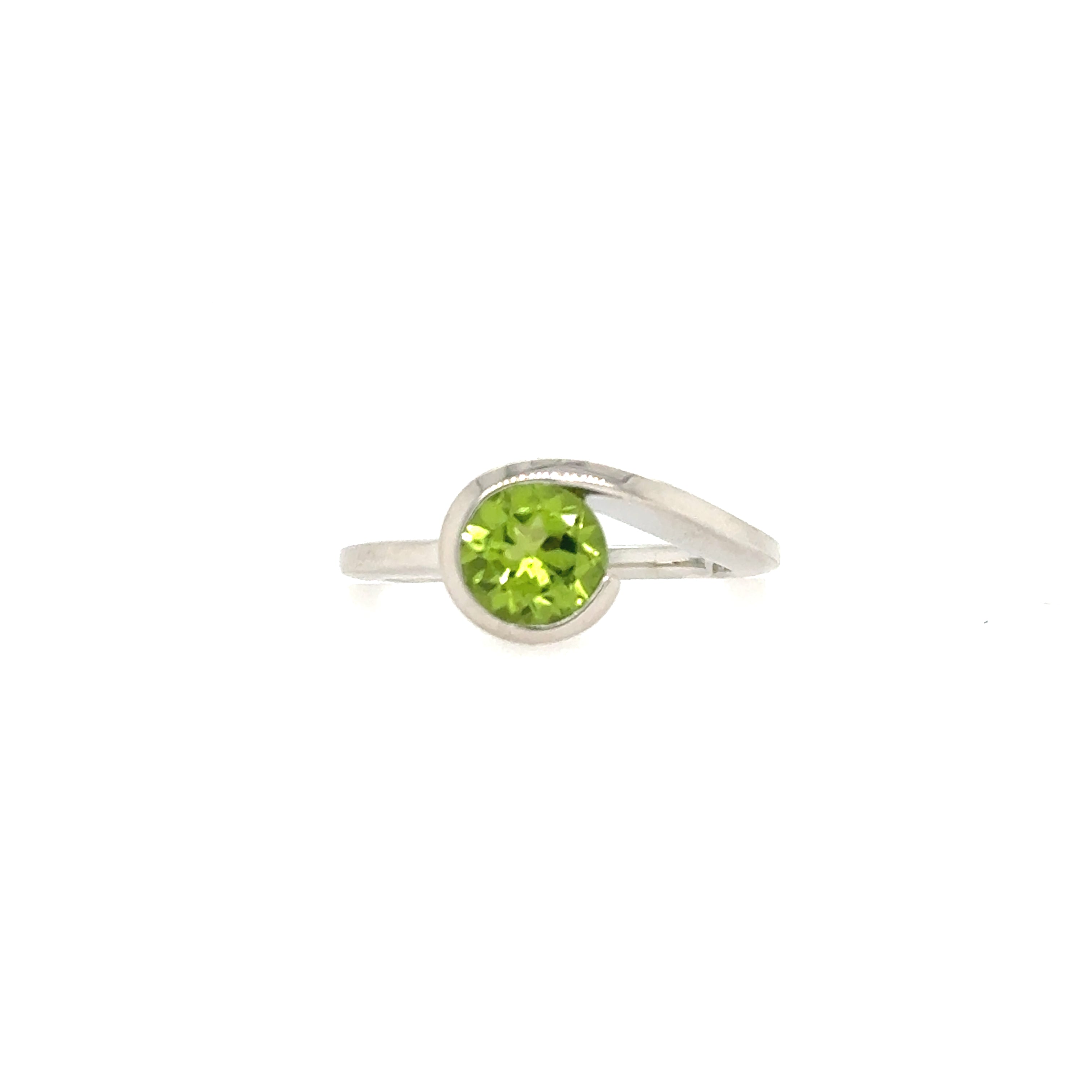 Sterling Silver Peridot Ring