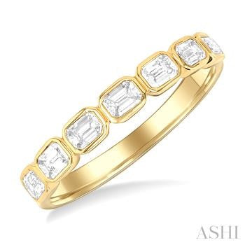 14K Yellow Gold Diamond Fashion Ring