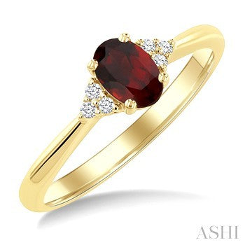 10 Karat Garnet Ring