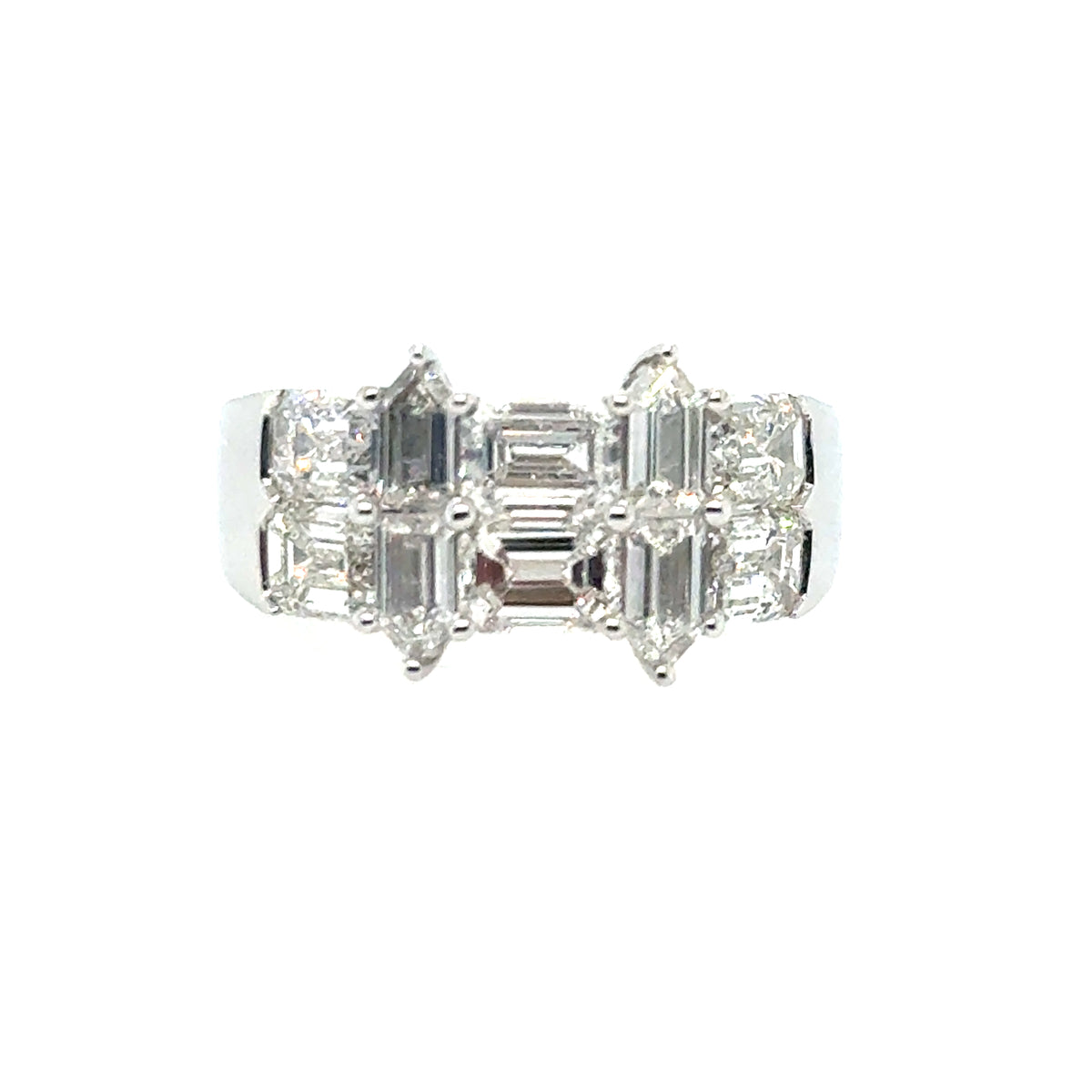 18 Karat Diamond Ring - Paramount Gems