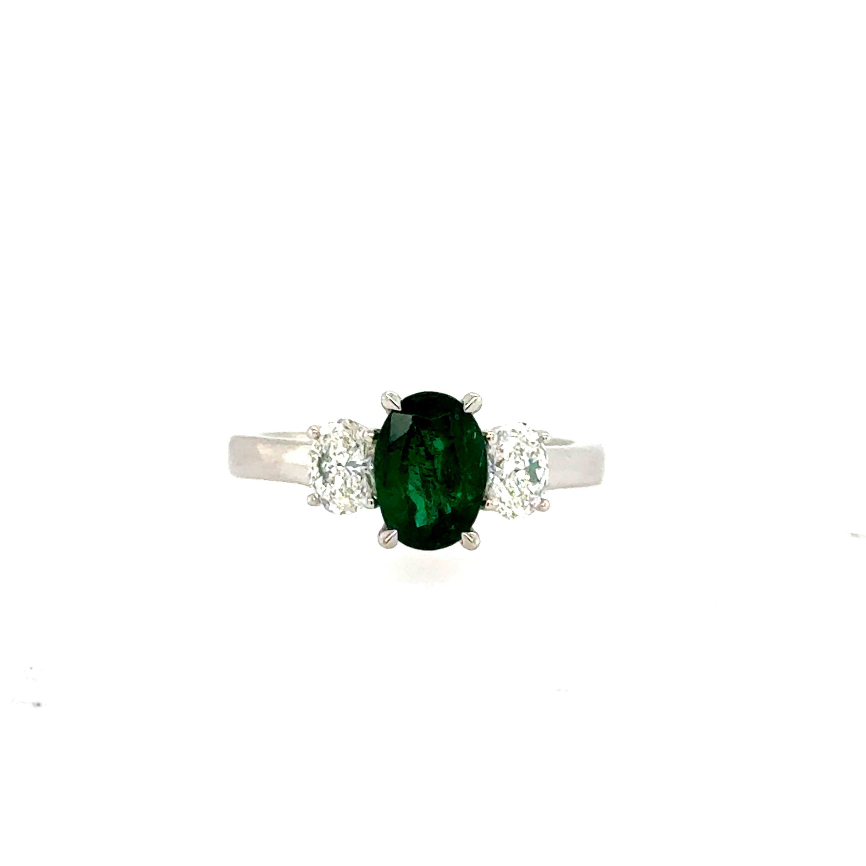 18k White Gold Emerald Ring