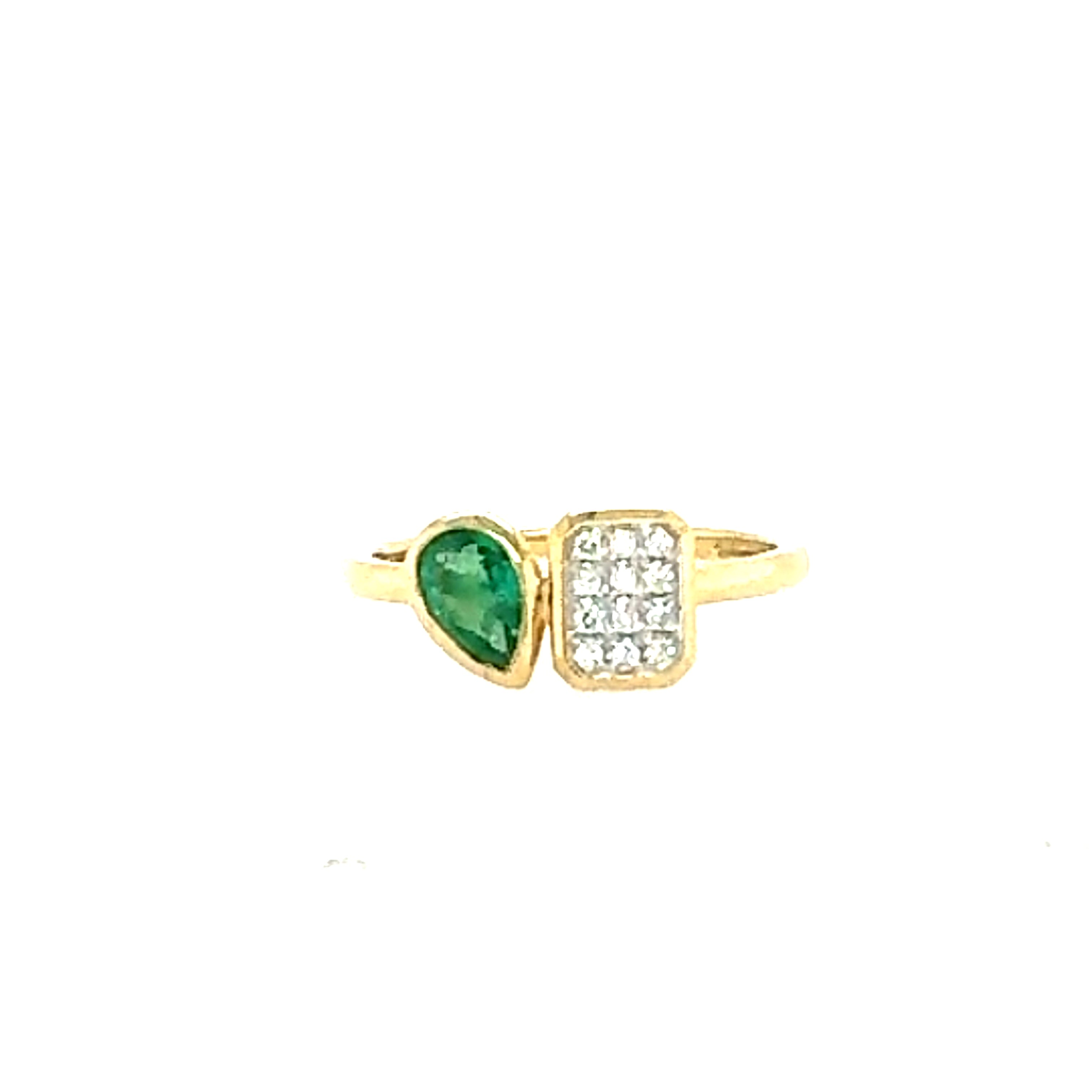 14K Yellow Gold Emerald And Diamond Ring