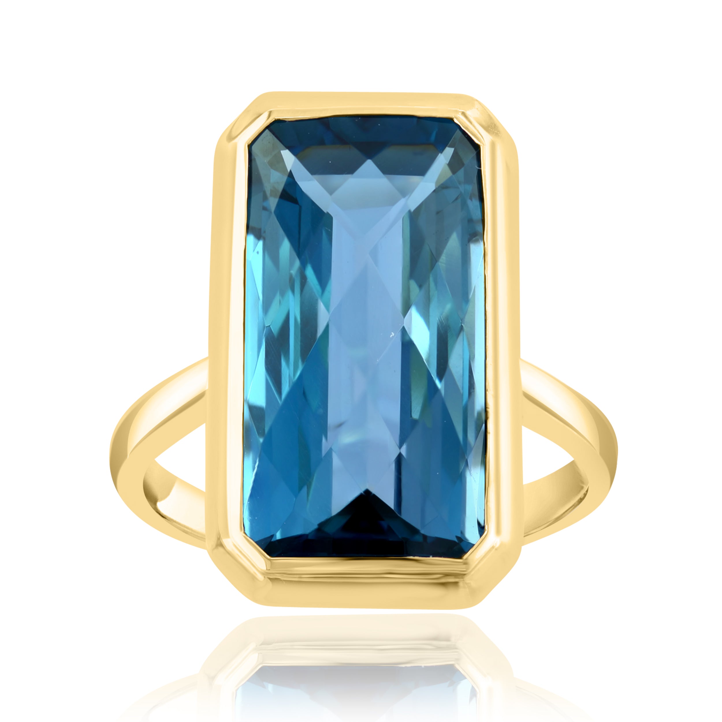 18 Karat Blue Topaz Ring