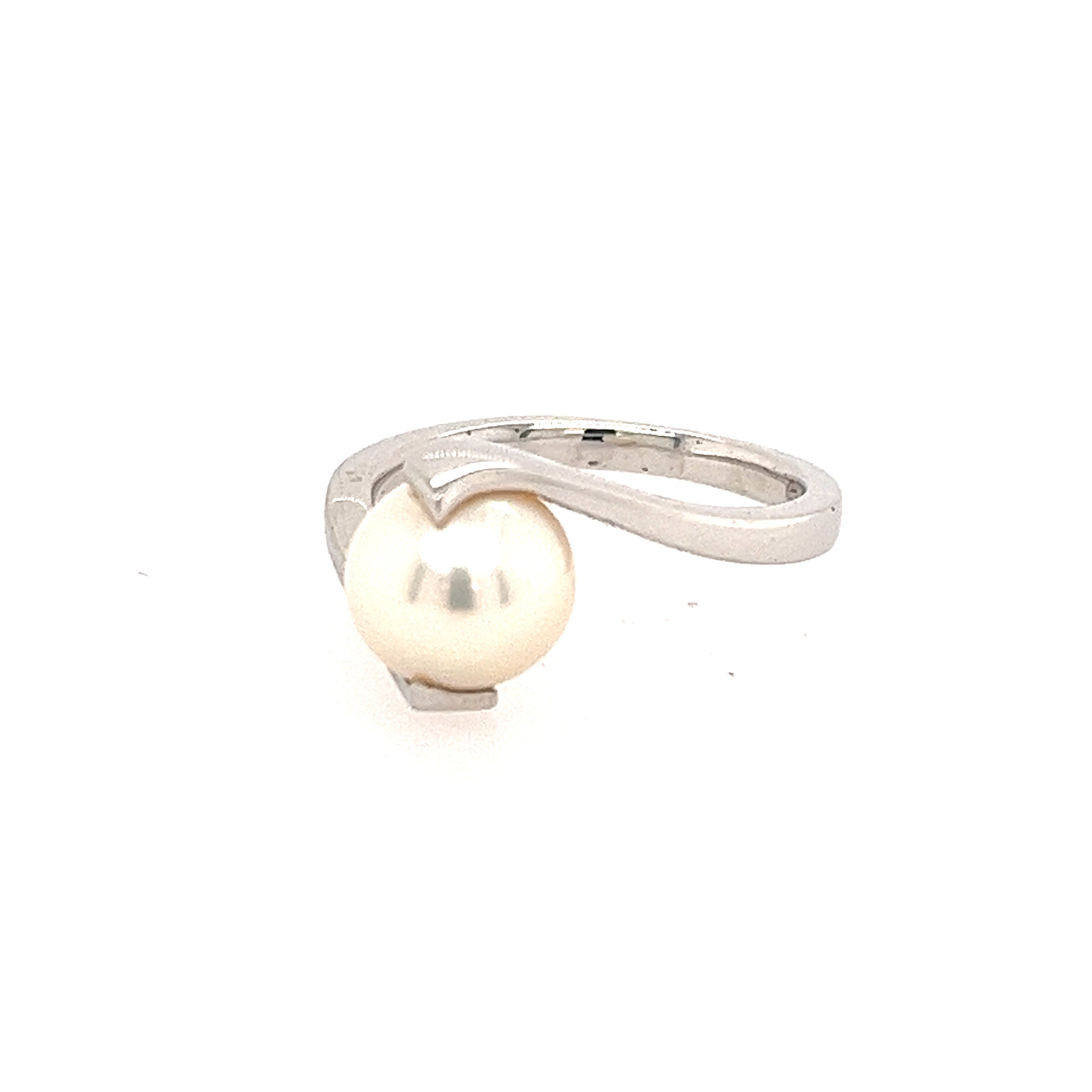 Pearl Ring