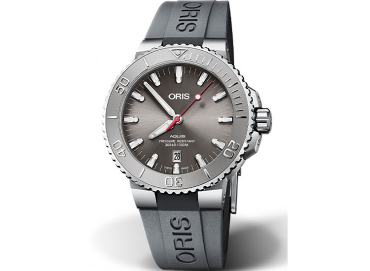 Aquis 43.5mm Watch