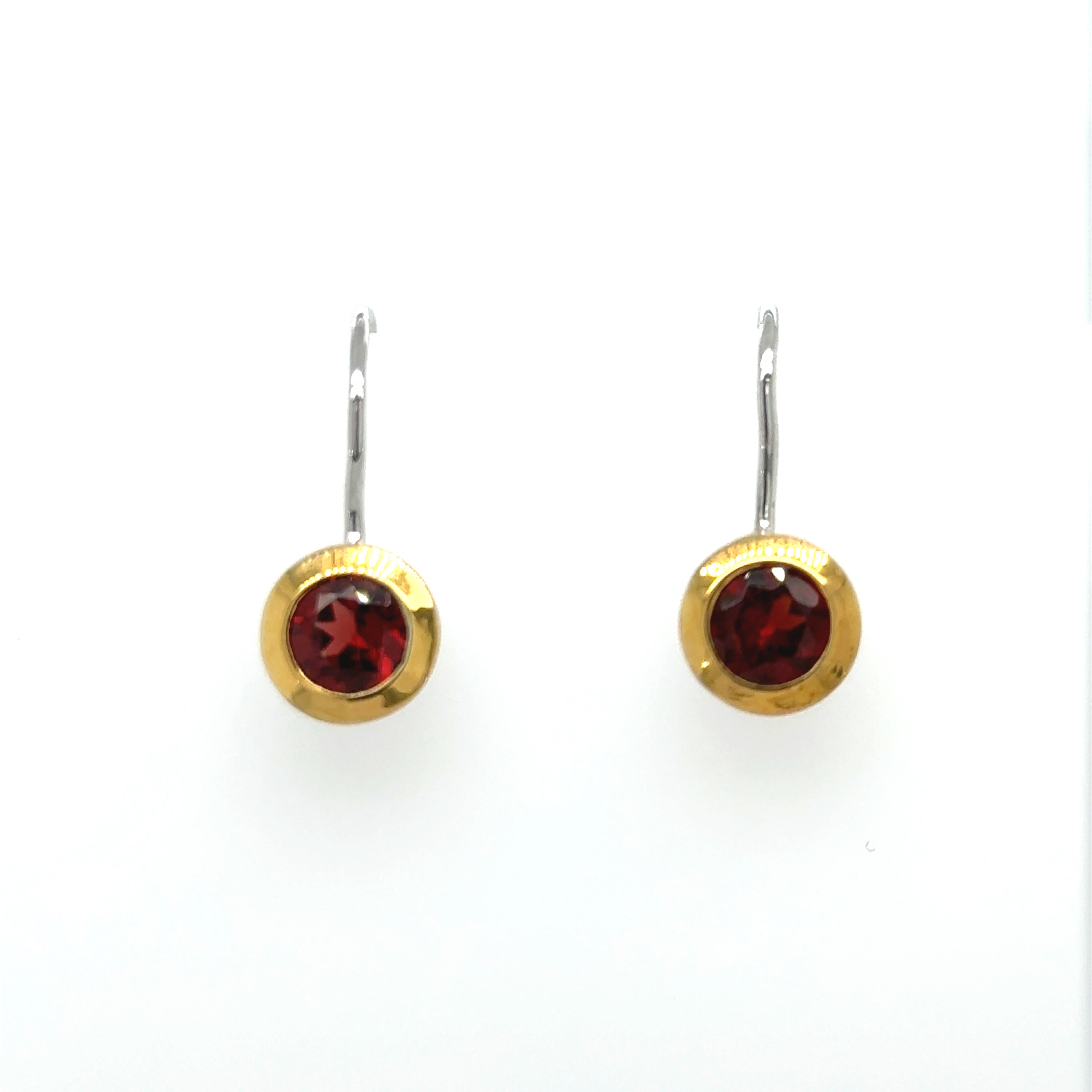 Sterling Silver Garnets Earrings