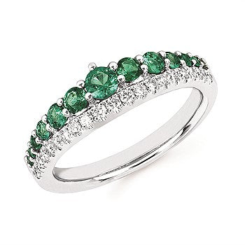 14k White Gold Emeralds Ring