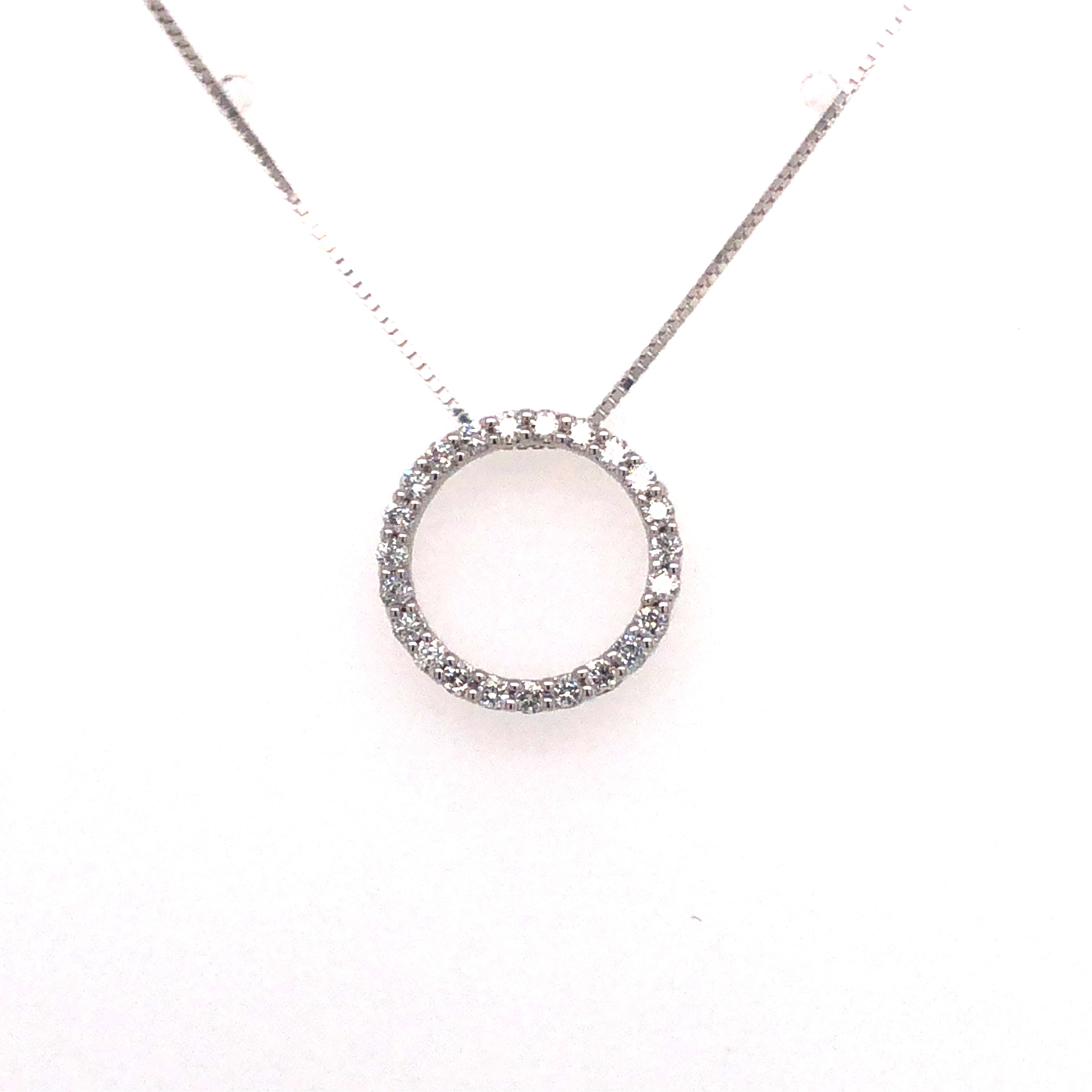 14k White Gold Circle Lakeshore Diamond Pendant